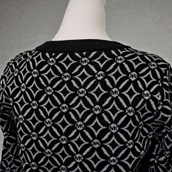 Michael Kors Size Medium (10-12) Black and Grey Logo Jacquard Sweater NW - Picture 13 of 13